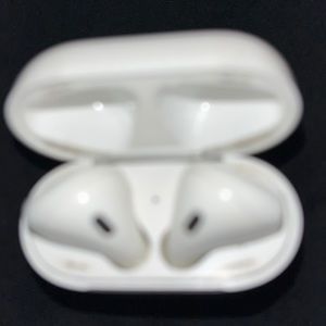 iPhone any phone ear pods with case